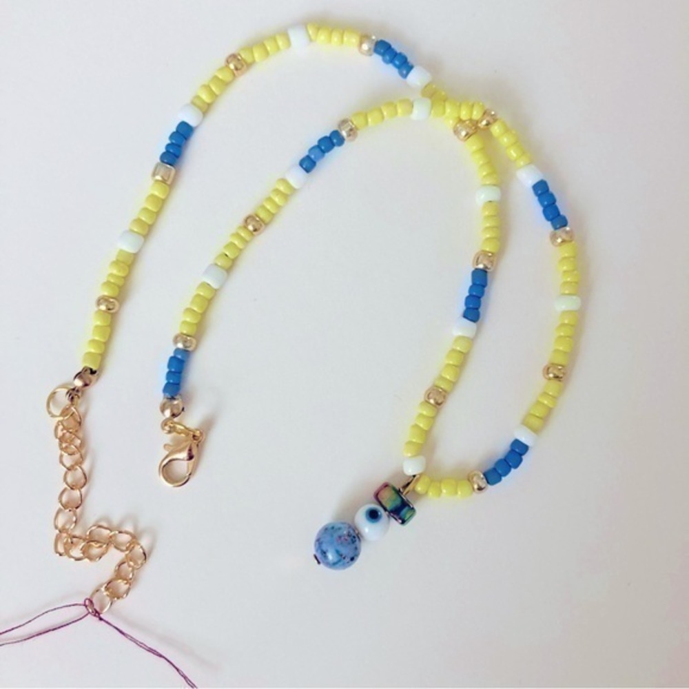 🍒 5/$25 🍒 Handmade Glass Bead Necklace with Handmade Charm Pendant | L5